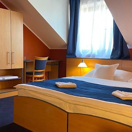 Hotel U Milina Экстерьер фото