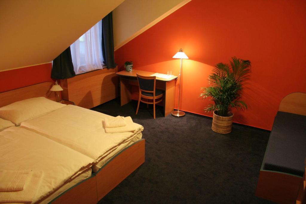 Hotel U Milina Экстерьер фото